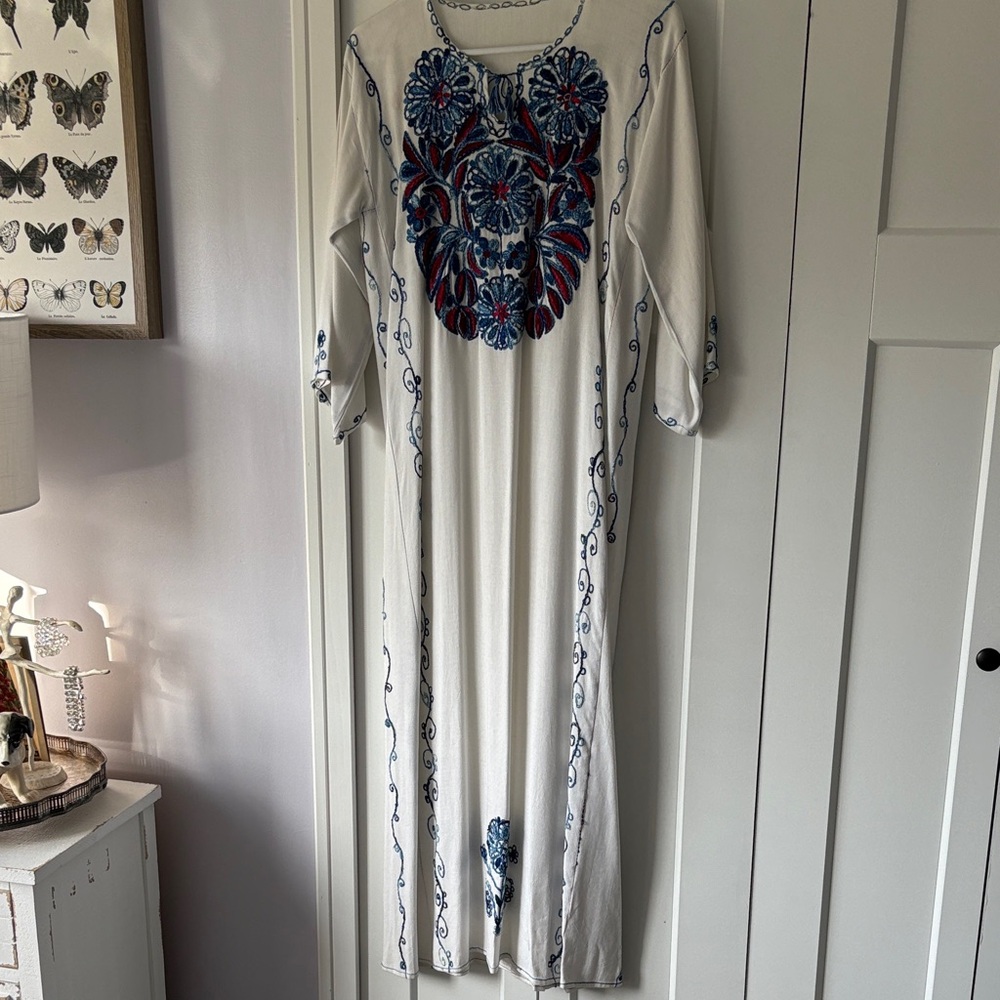 Handmade LINEN Blue, Red and White Embroidered Boho Lagonlook Dress Small/Med